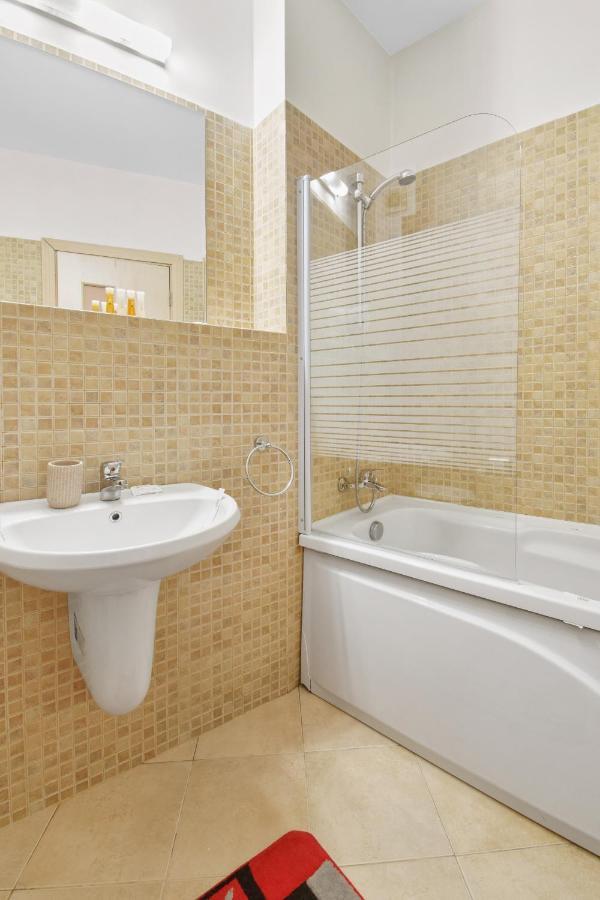 Apartament Matteri Sinaia Zewnętrze zdjęcie